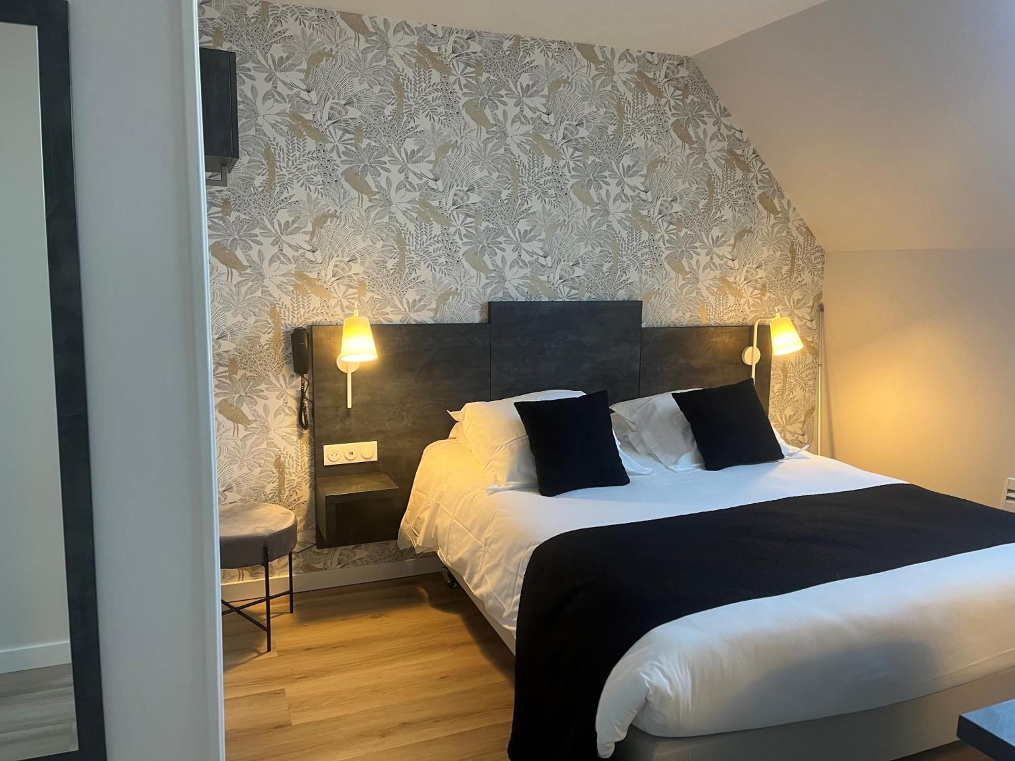 Logis - Hotel De La Baie De Somme Le Crotoy Exterior foto