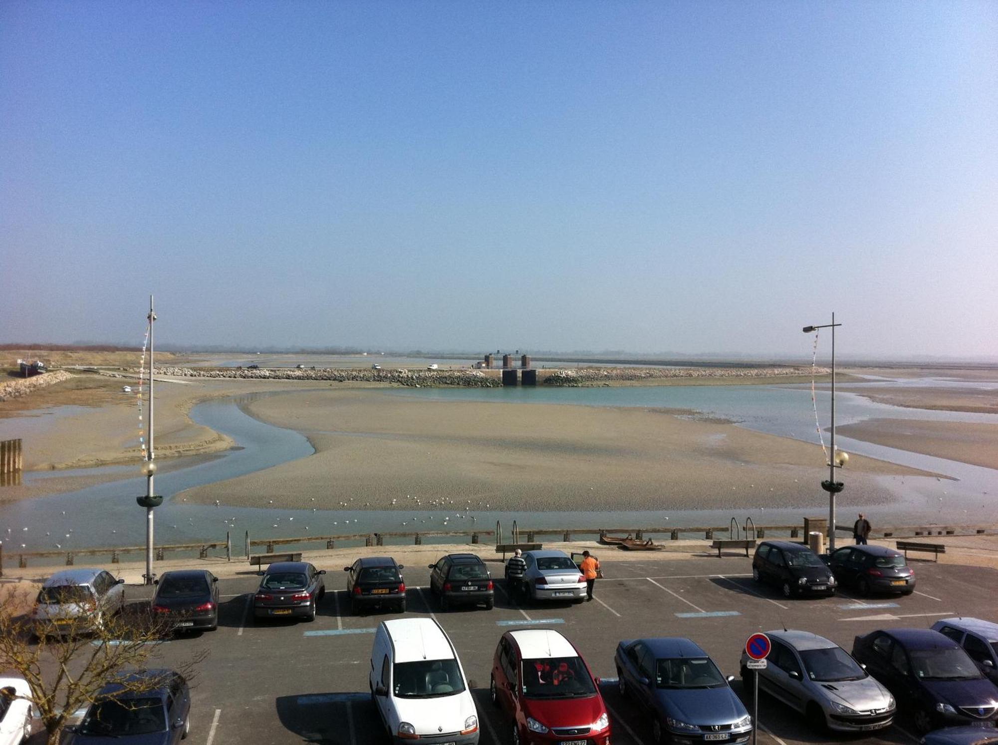 Logis - Hotel De La Baie De Somme Le Crotoy Exterior foto